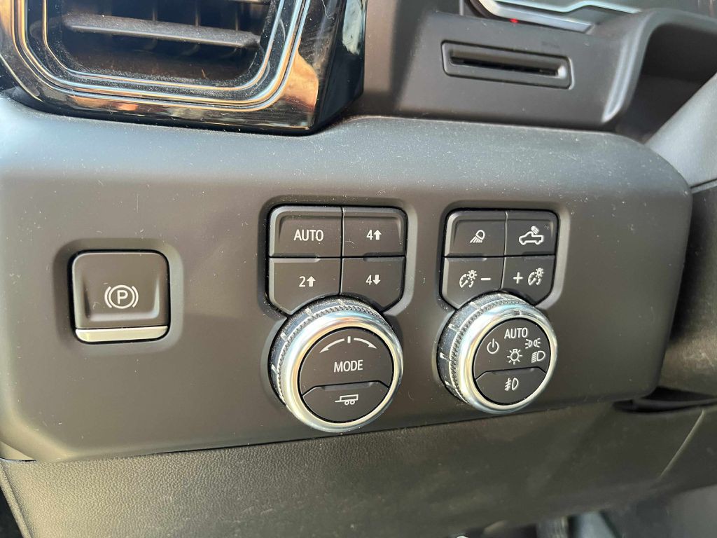 2022 GMC Sierra Image 21