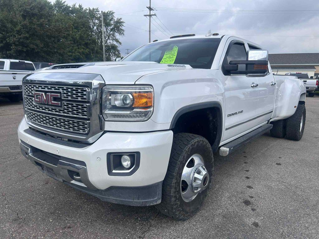 2018 GMC Sierra 3500 Image 4