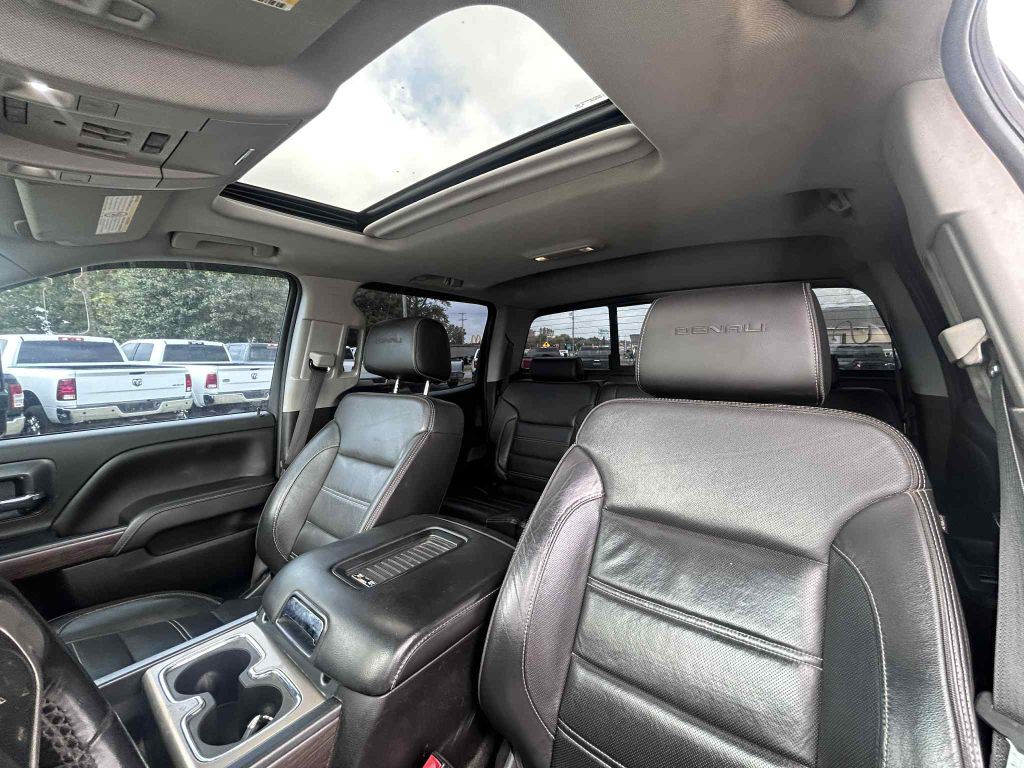 2018 GMC Sierra 3500 Image 14