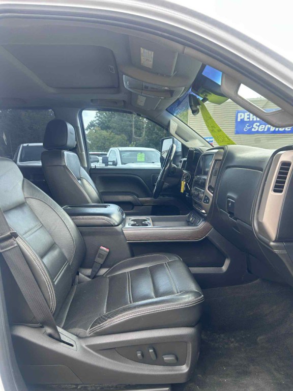 2018 GMC Sierra 3500 Image 16