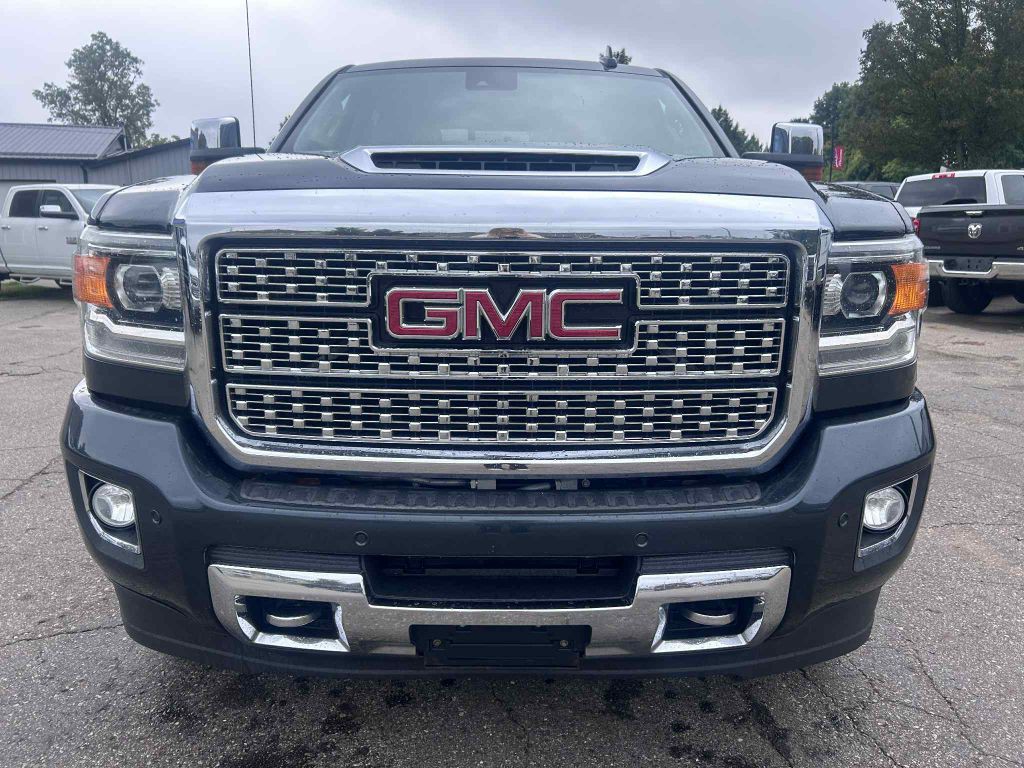 2019 GMC Sierra 2500 Image 3