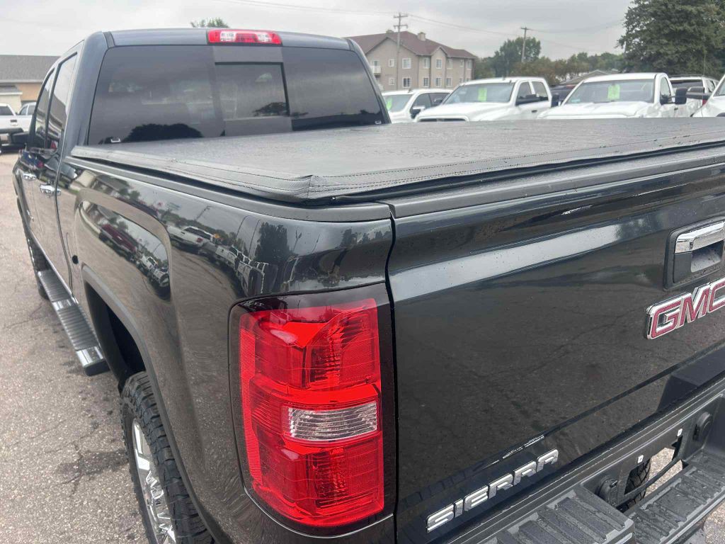 2019 GMC Sierra 2500 Image 9