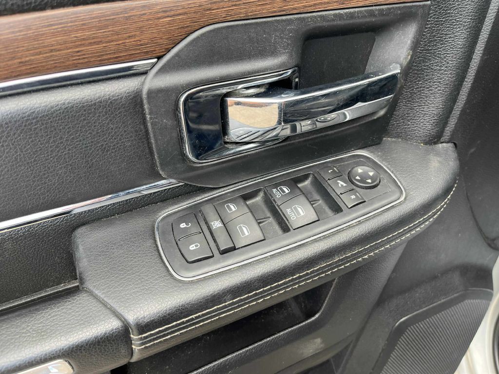 2017 RAM 2500 Image 16