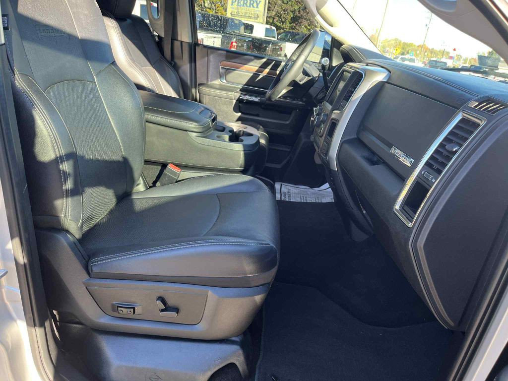 2017 RAM 2500 Image 25