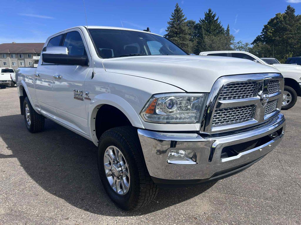 2014 RAM 2500 Image 2