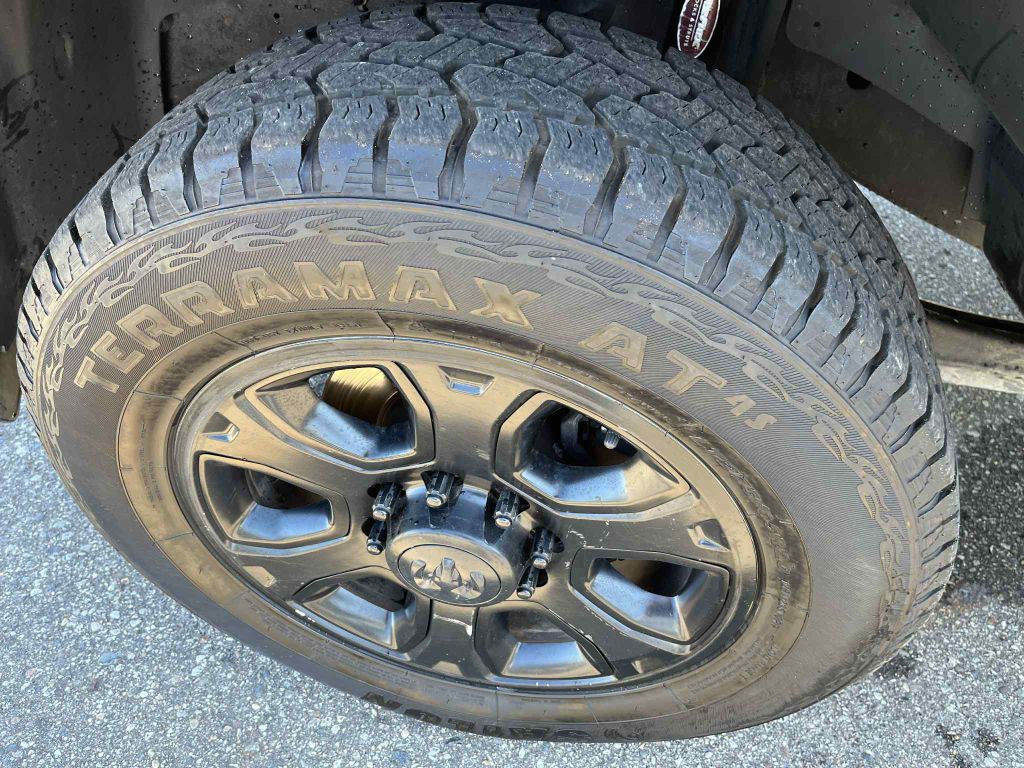 2018 RAM 2500 Image 16