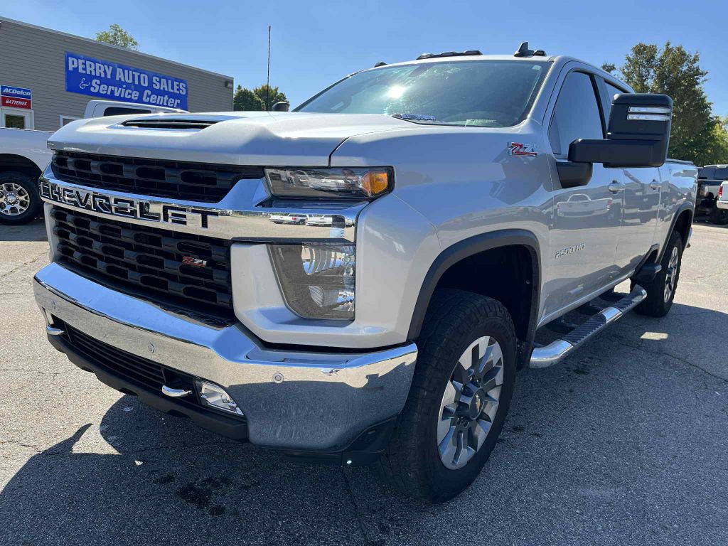2022 Chevrolet Silverado 1500 Image 2