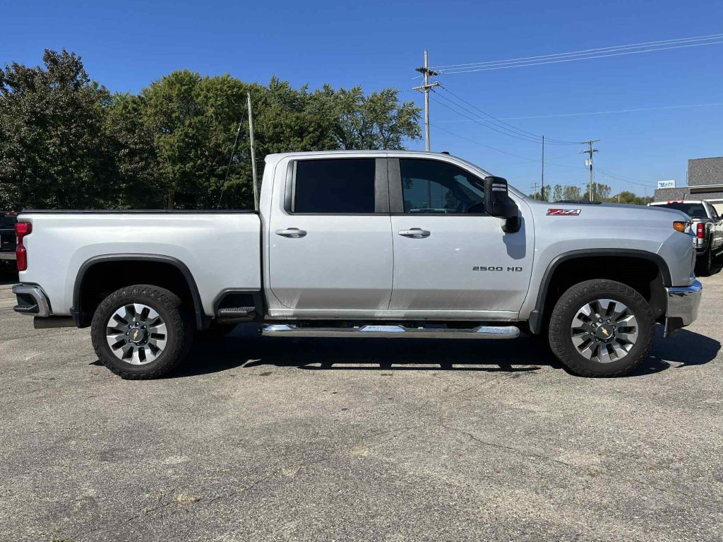 2022 Chevrolet Silverado 1500 Image 5