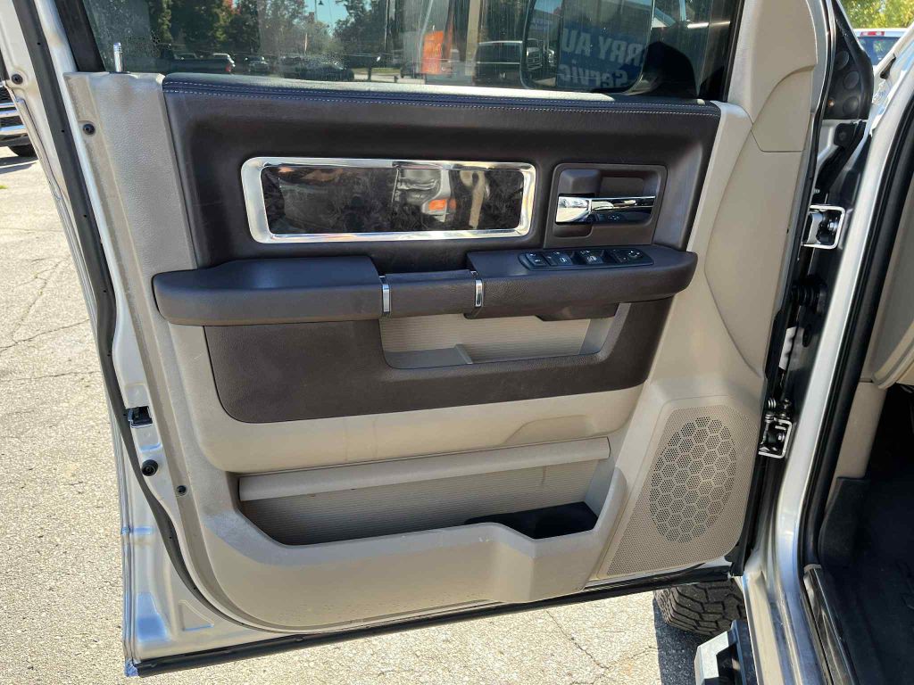 2012 RAM 2500 Image 18