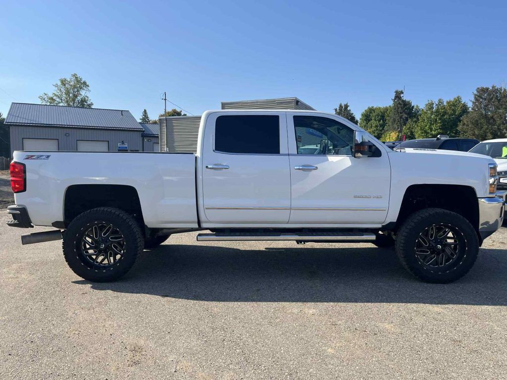 2015 Chevrolet Silverado 1500 Image 5