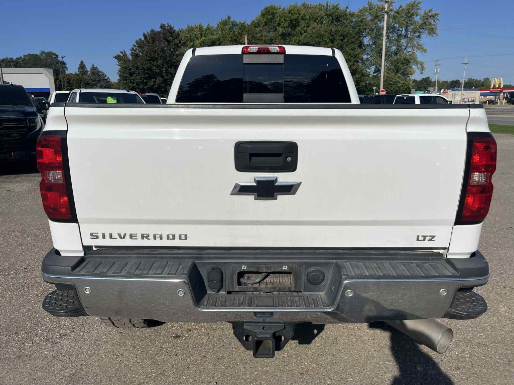 2015 Chevrolet Silverado 1500 Image 7