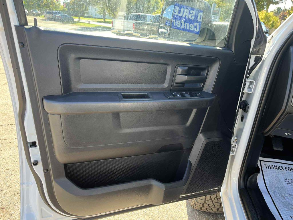 2013 RAM 2500 Image 16