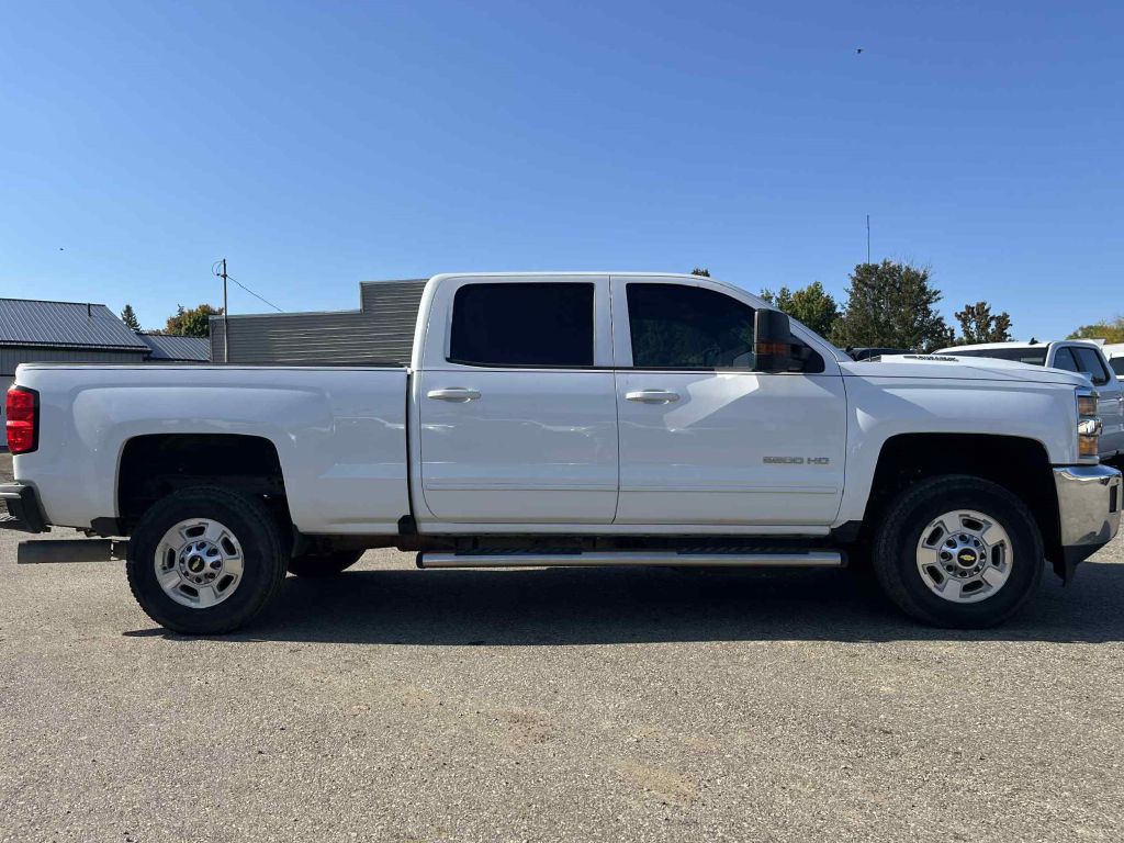2018 Chevrolet Silverado 1500 Image 5