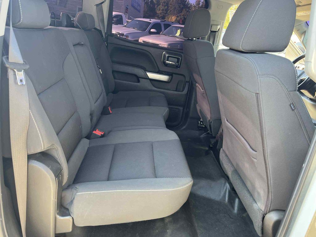 2018 Chevrolet Silverado 1500 Image 16