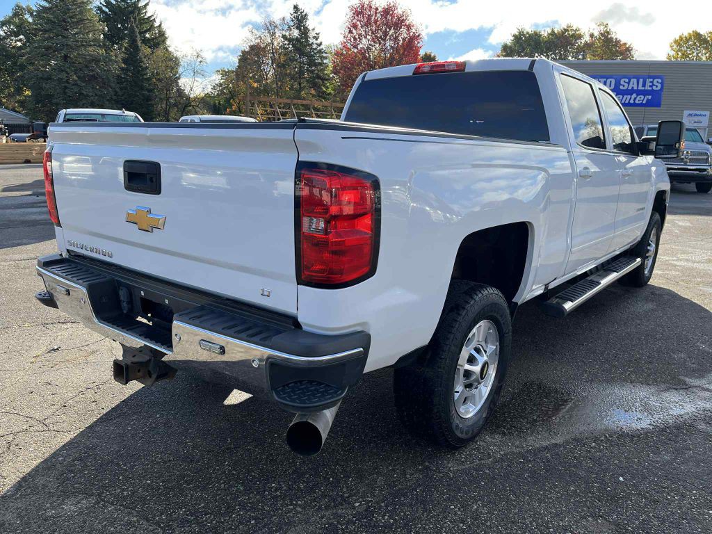 2018 Chevrolet Silverado 1500 Image 6