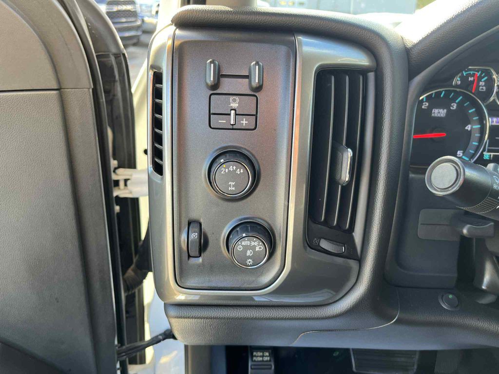 2018 Chevrolet Silverado 1500 Image 22