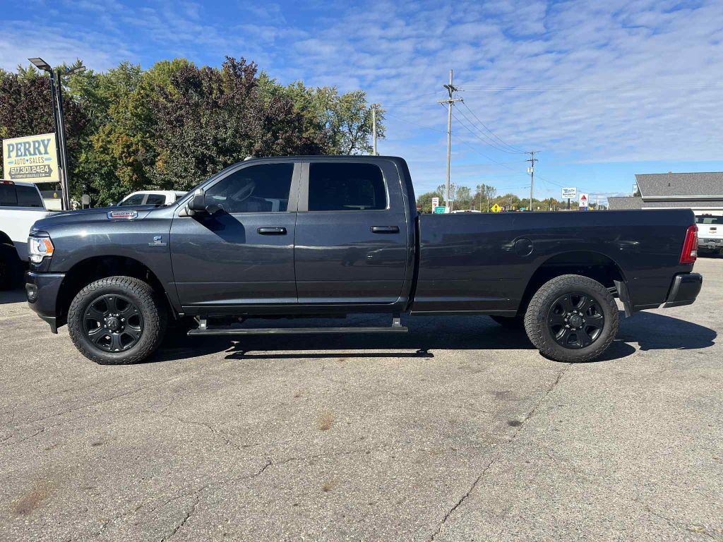2022 RAM 3500 Image 1