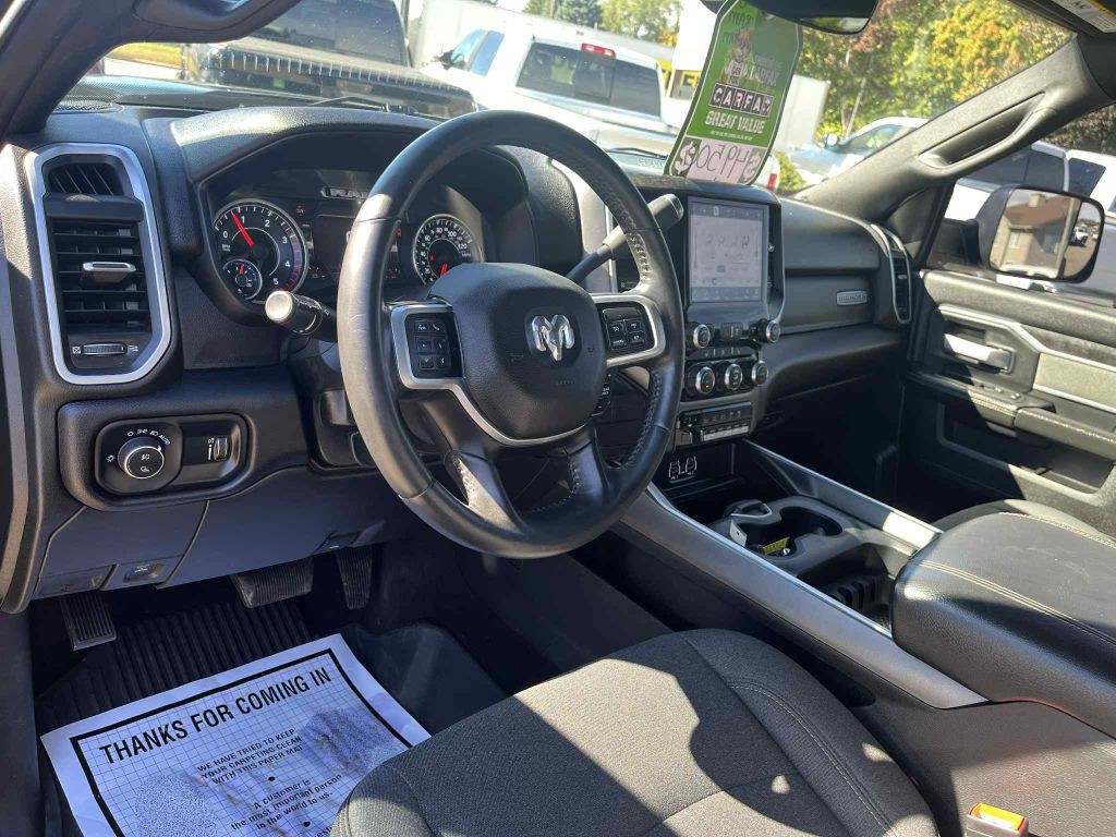 2022 RAM 3500 Image 20