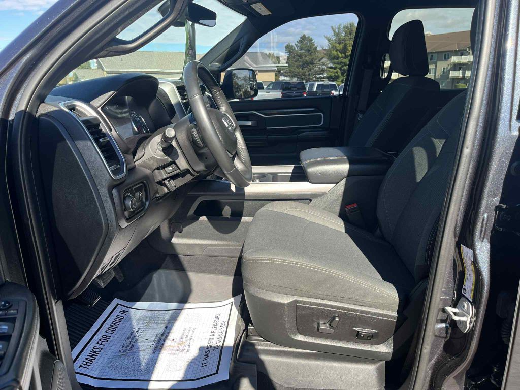 2022 RAM 3500 Image 26