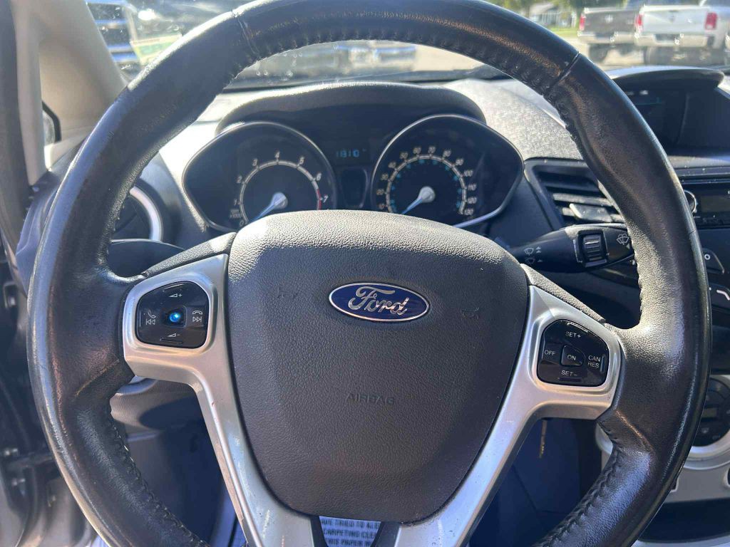 2014 Ford Fiesta Image 14