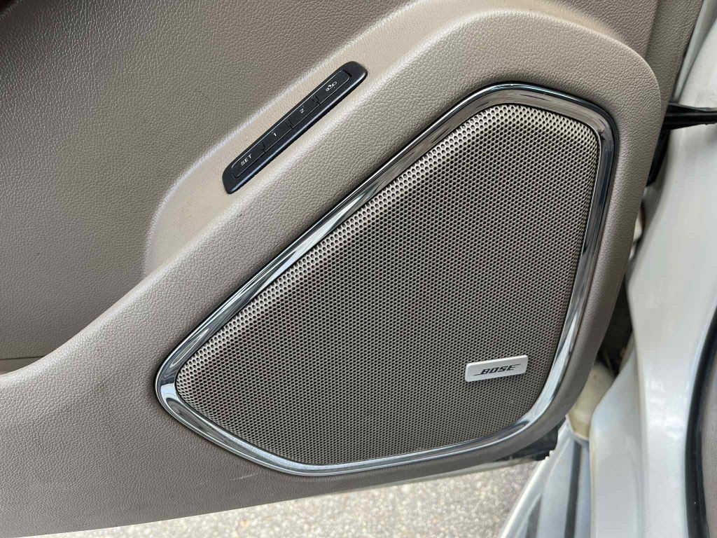 2015 Chevrolet Tahoe Image 13