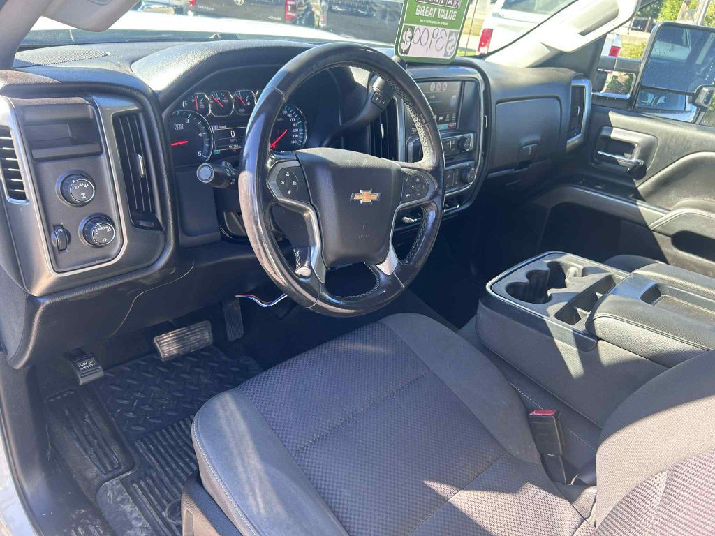 2018 Chevrolet Silverado 1500 Image 18