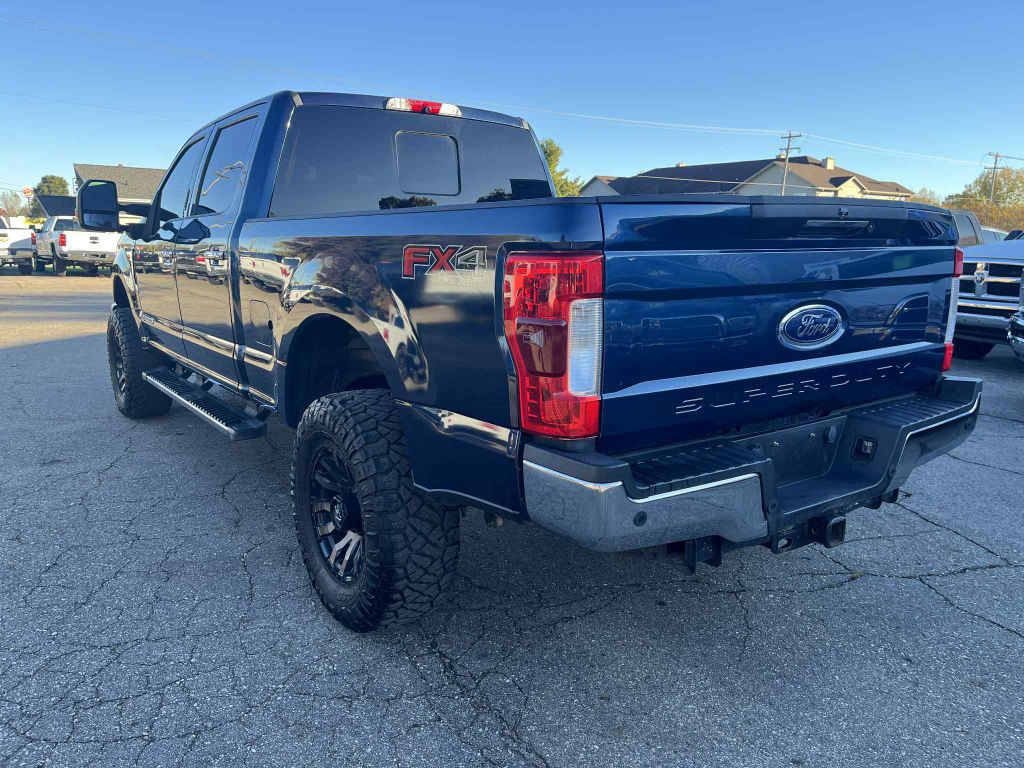 2017 Ford F-250 Image 9