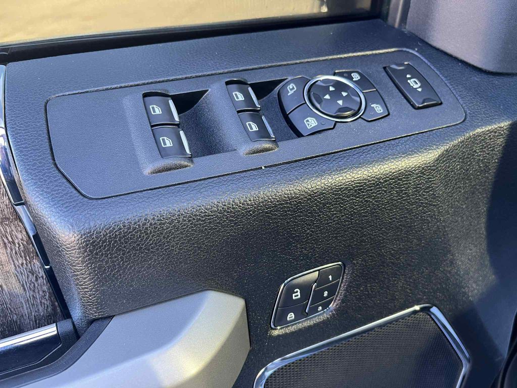 2017 Ford F-250 Image 19