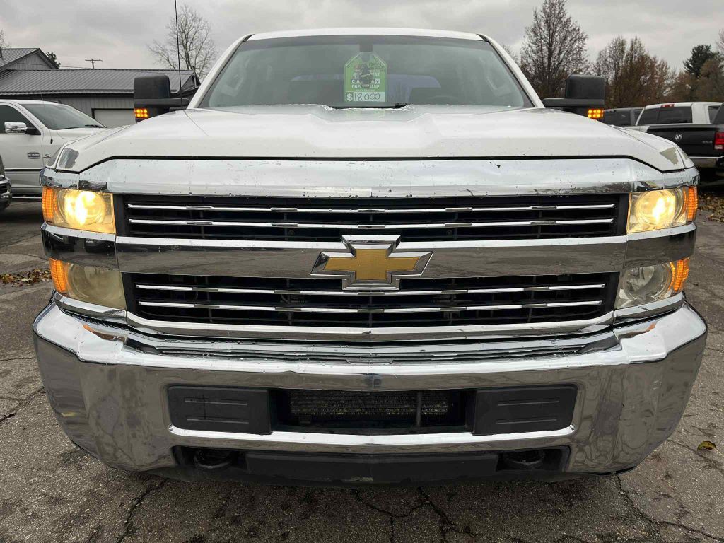 2015 Chevrolet Silverado 1500 Image 3