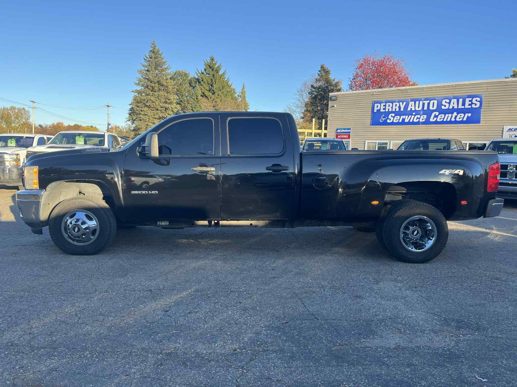 2011 Chevrolet Silverado 1500 Image 1