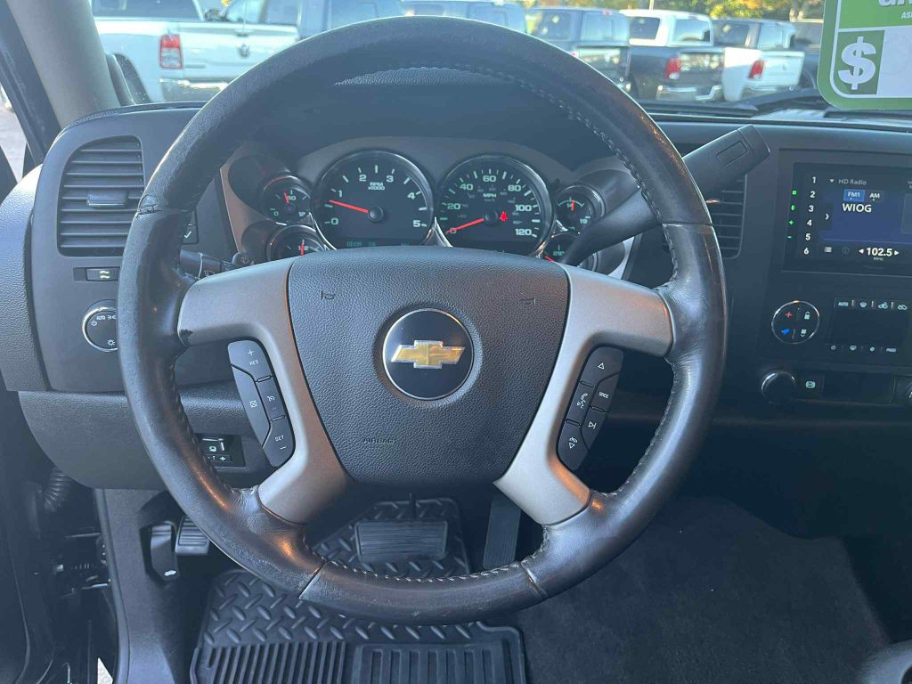 2011 Chevrolet Silverado 1500 Image 20