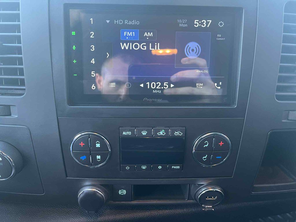 2011 Chevrolet Silverado 1500 Image 21