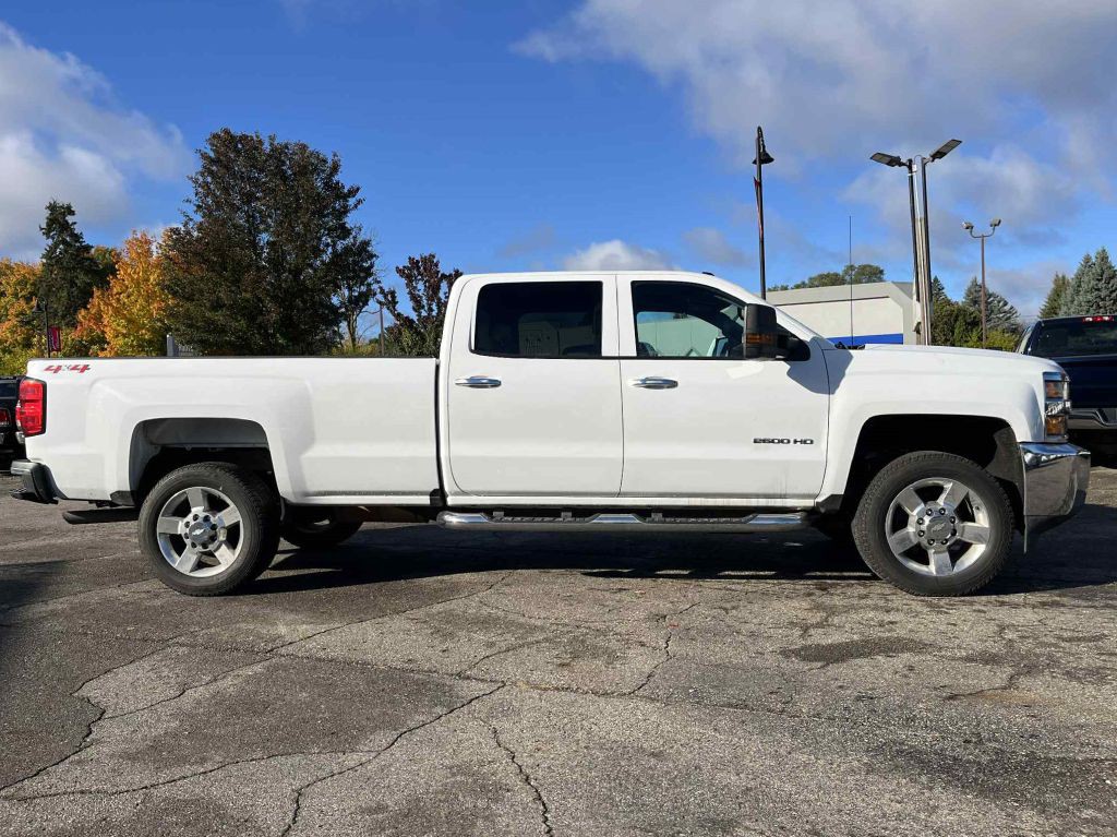 2019 Chevrolet Silverado 1500 Image 5