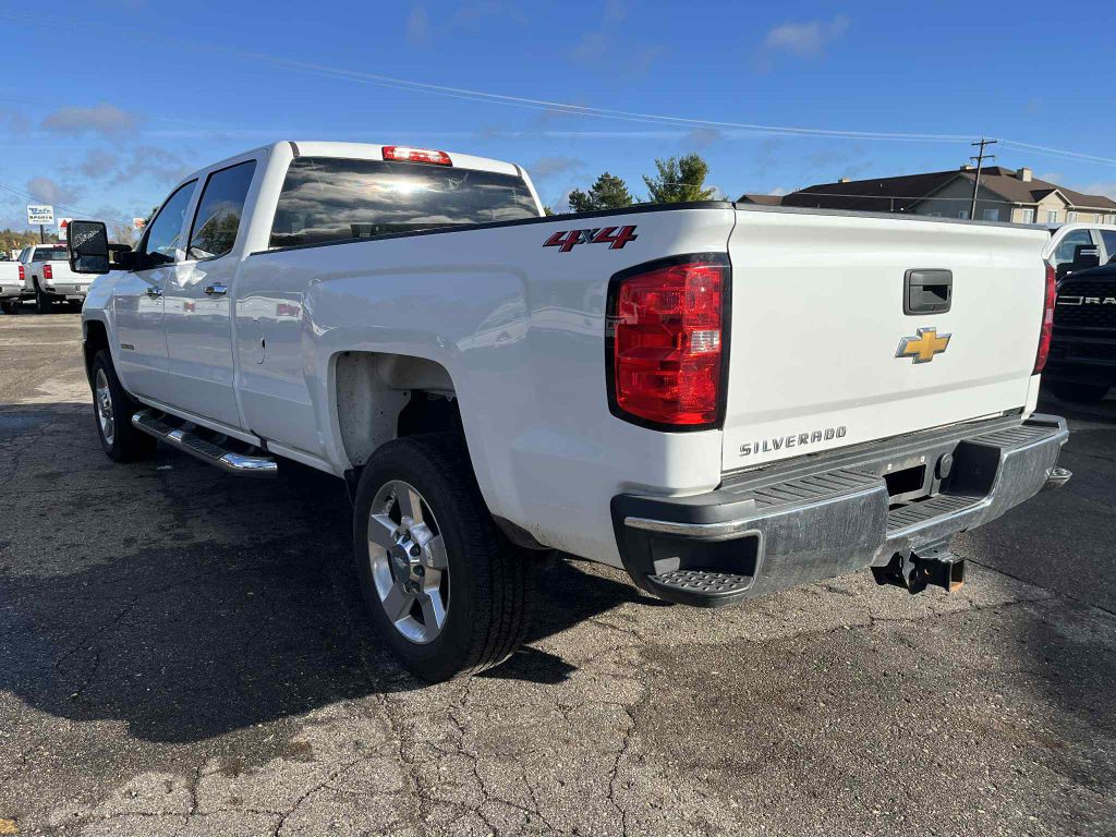 2019 Chevrolet Silverado 1500 Image 9