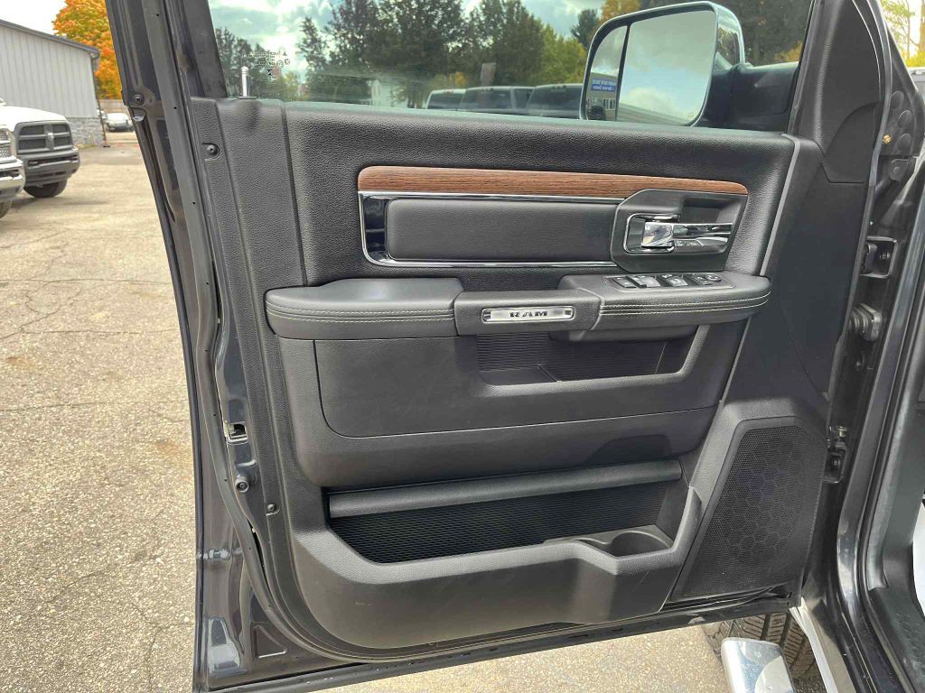 2018 RAM 2500 Image 18