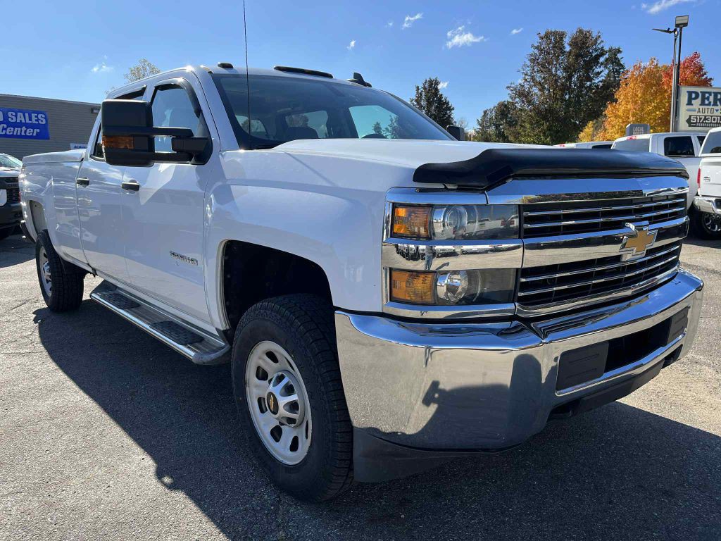 2017 Chevrolet Silverado 1500 Image 4