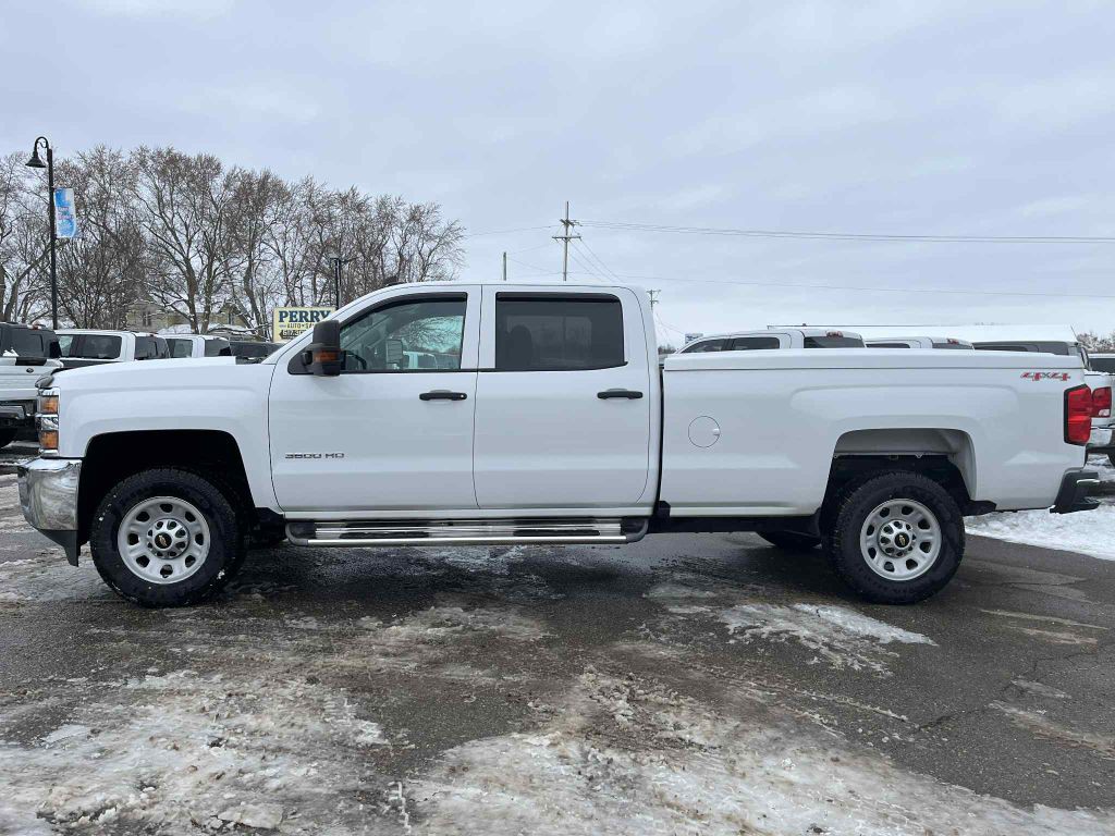 2017 Chevrolet Silverado 1500 Image 1