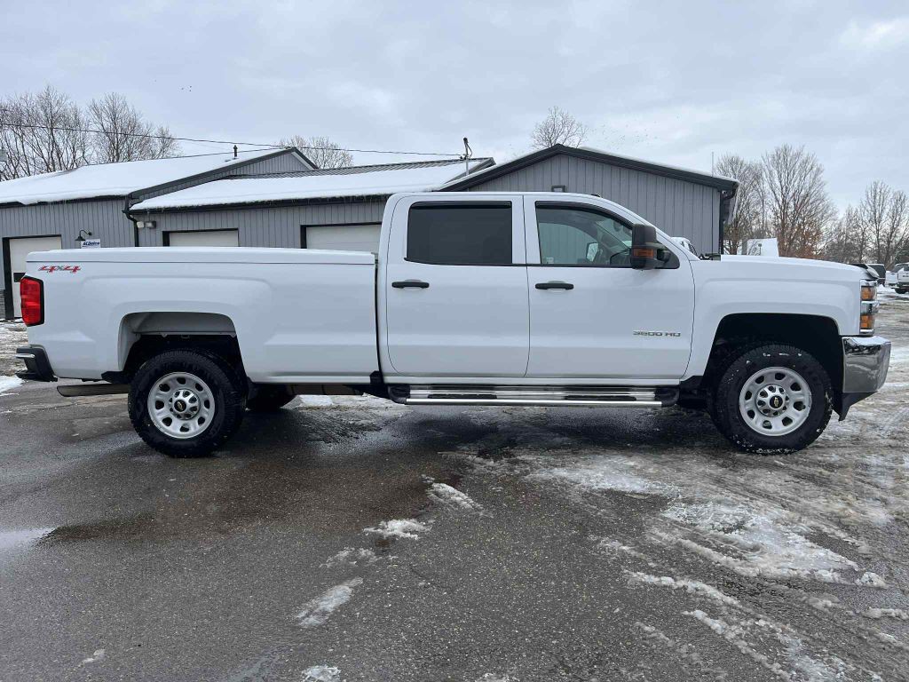 2017 Chevrolet Silverado 1500 Image 5
