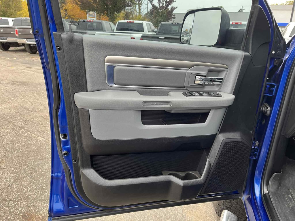 2017 RAM 2500 Image 18