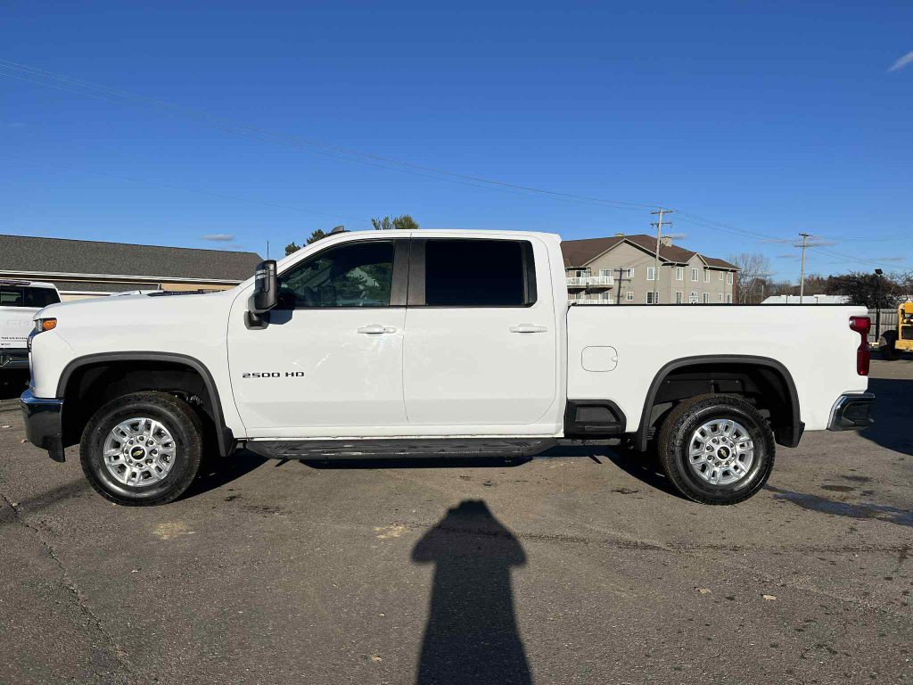2021 Chevrolet Silverado 1500 Image 1
