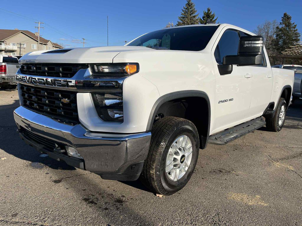 2021 Chevrolet Silverado 1500 Image 2