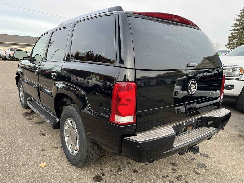 2003 Cadillac Escalade Image 9