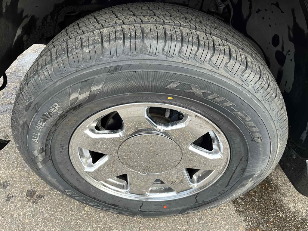 2003 Cadillac Escalade Image 16