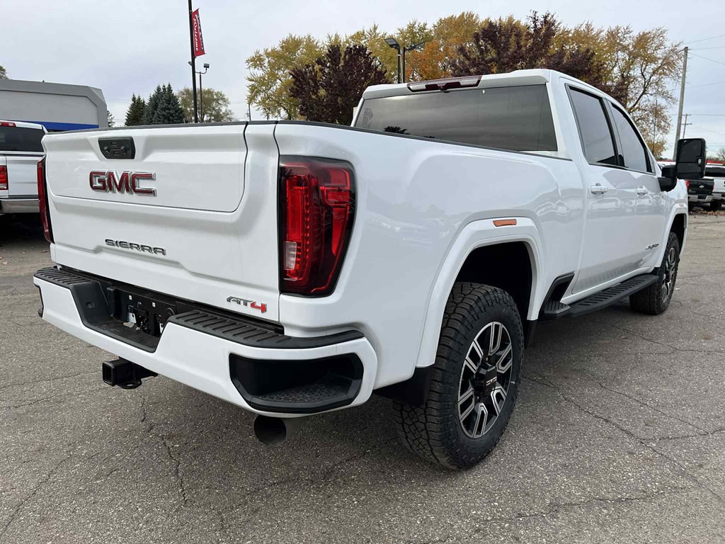 2022 GMC Sierra 2500 Image 6