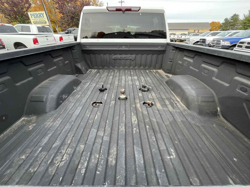 2022 GMC Sierra 2500 Image 8