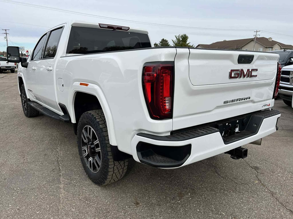 2022 GMC Sierra 2500 Image 9