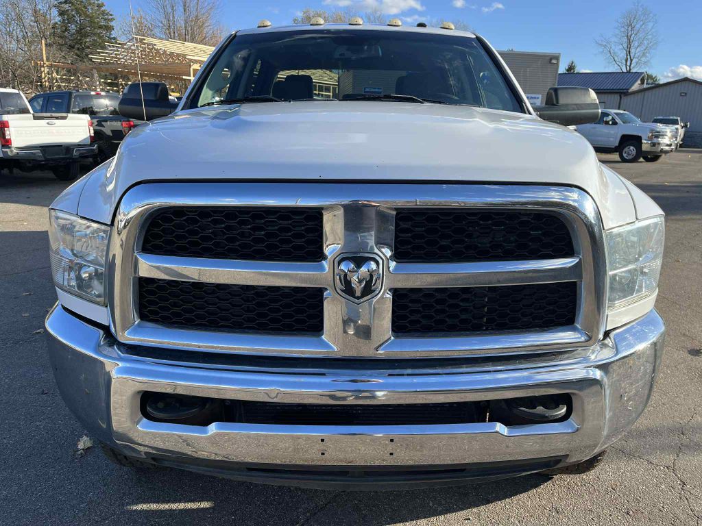 2018 RAM 2500 Image 3