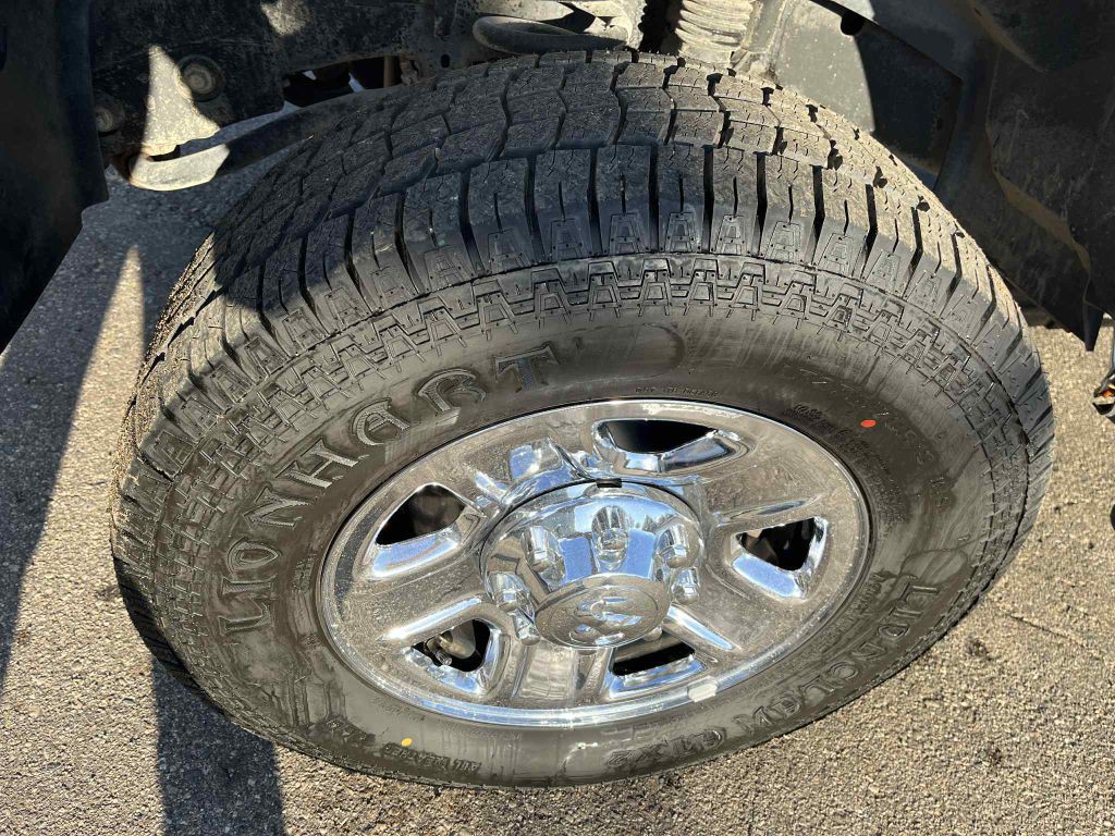 2018 RAM 2500 Image 17