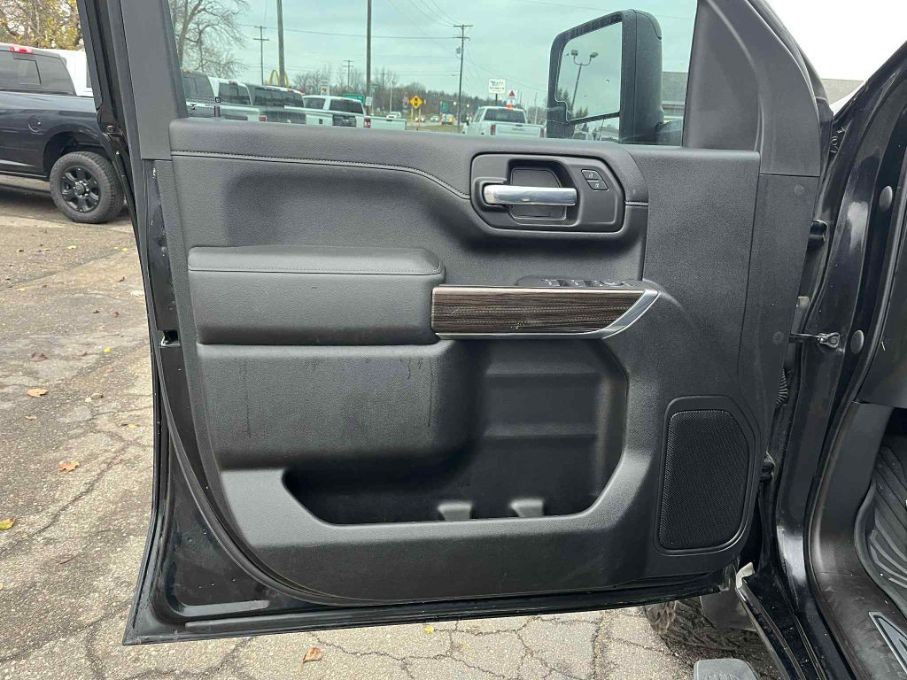 2021 Chevrolet Silverado 1500 Image 17