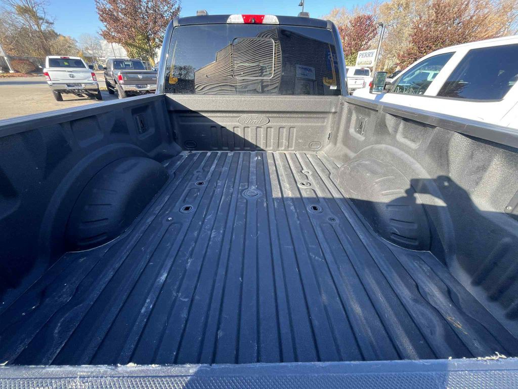 2022 Ford F-250 Image 6